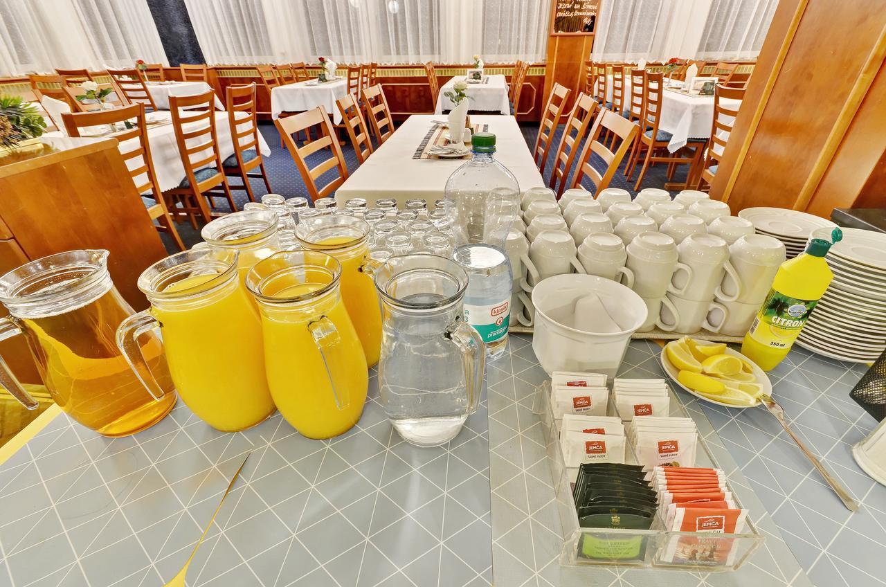 Hotel Slunce Havlíčkův Brod Exteriér fotografie